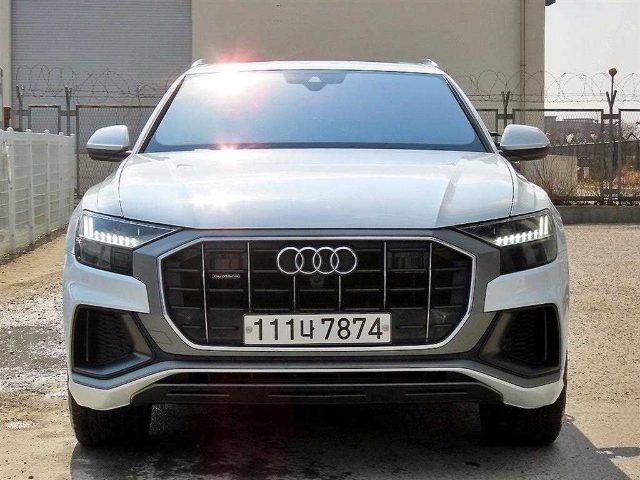 2020 Audi Q8 45 TDI 콰트로 프리미엄