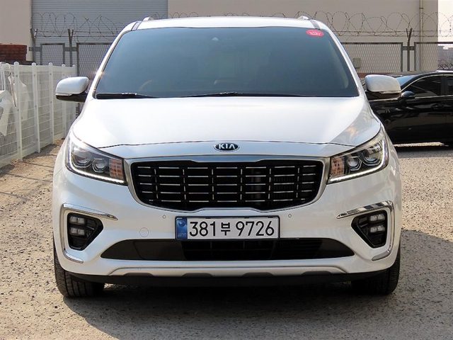 2018 Kia Carnival 디젤 9인승 프레스티지