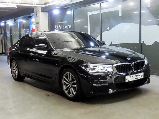 2017 BMW 5 Series (G30) 530i M 스포츠 플러스