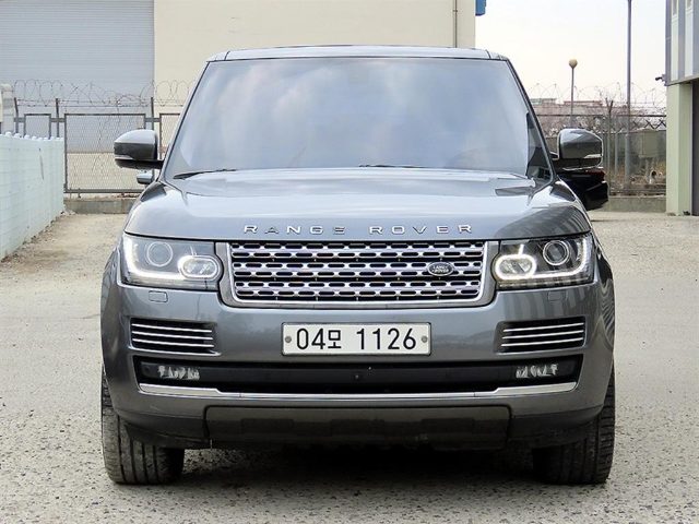 2017 Land Rover Range Rover 4세대 4.4 SDV8 VOGUE SE 디젤