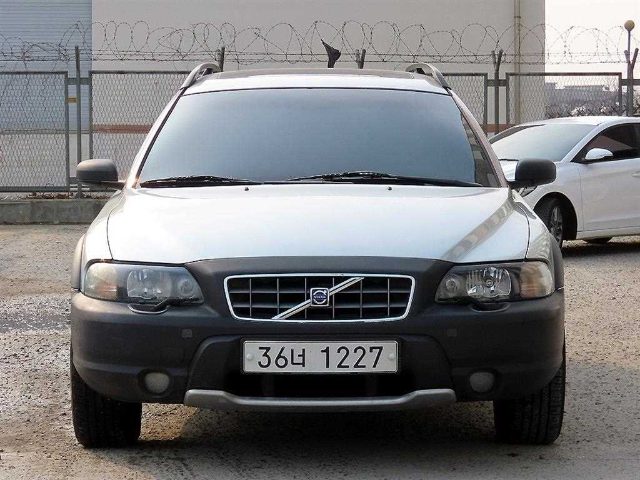 2004 Volvo XC70 2.5T