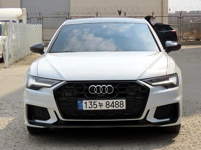 2025 Audi A6 (C8) 40 TDI 프리미엄