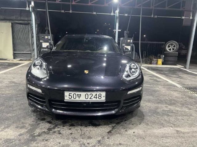 2016 Porsche Panamera 3.0 S