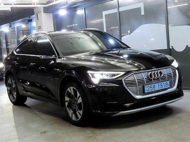 2021 Audi e-tron 50 콰트로 스포트백