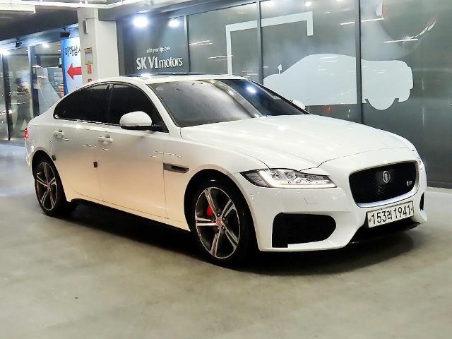 2016 Jaguar XF (X260) 3.0 S AWD