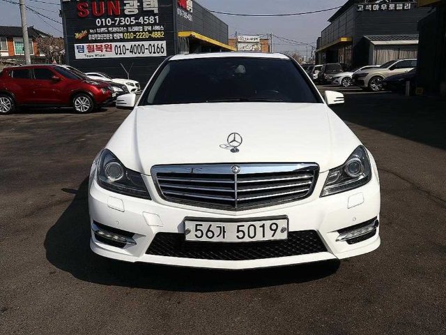 2013 Mercedes-Benz C-Class W204 C200 CGI