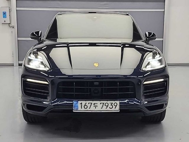 2021 Porsche Cayenne (PO536) 3.0 쿠페
