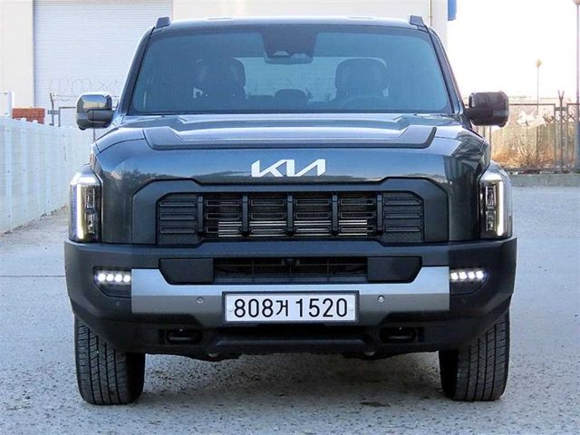 2025 Kia Tasman 2.5 T-GDI 4WD 익스트림