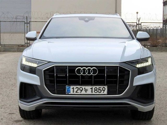 2021 Audi Q8 50 TDI 콰트로 프리미엄