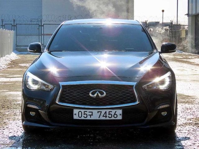 2018 Infiniti Q50 3.5 하이브리드 블루 스포츠 센서리