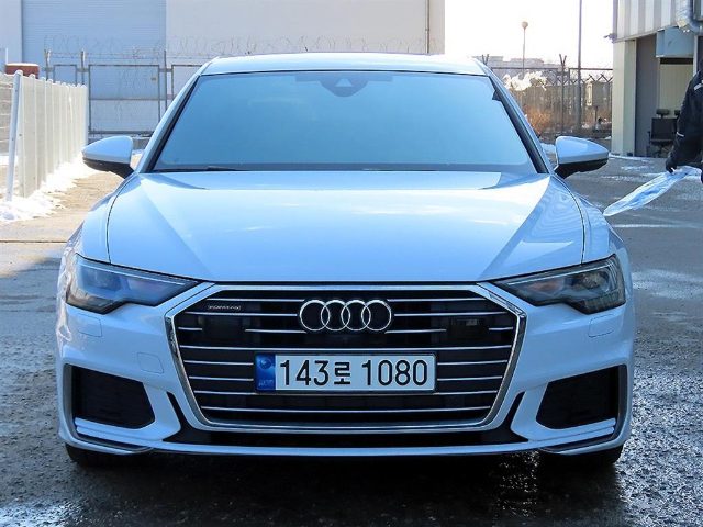 2023 Audi A6 (C8) 40 TDI 콰트로 프리미엄