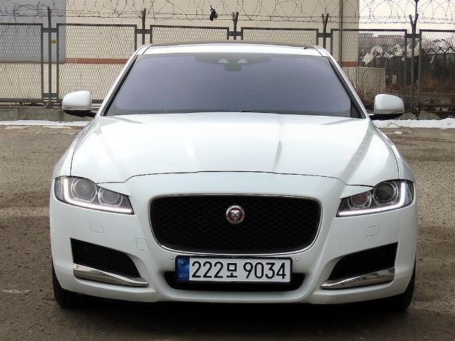 2016 Jaguar XF (X260) 2.0D 프레스티지