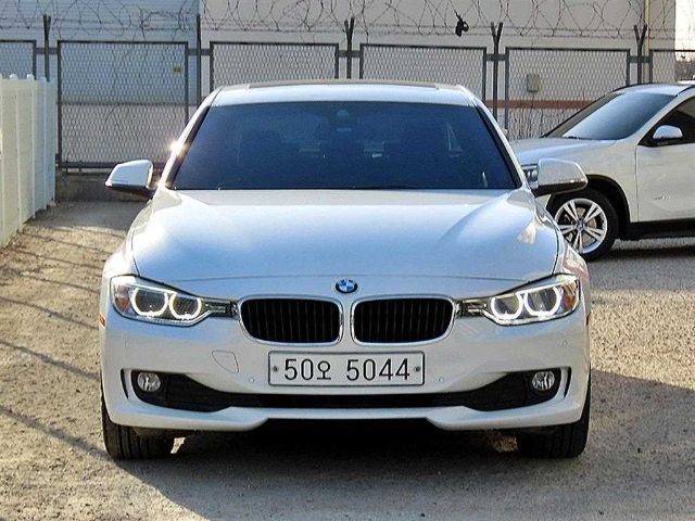 2014 BMW 3 Series (F30) 320d xDrive
