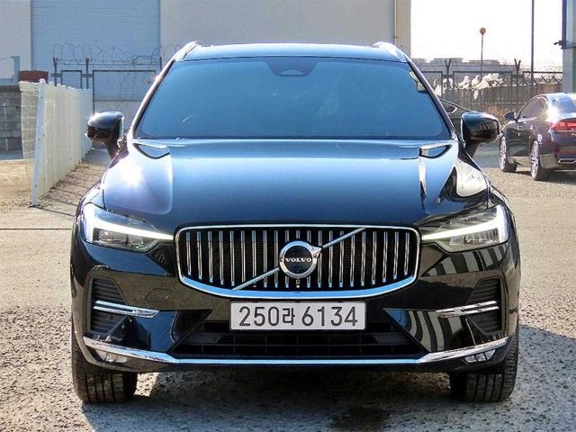 2021 Volvo XC60 (2세대) B5 AWD 인스크립션