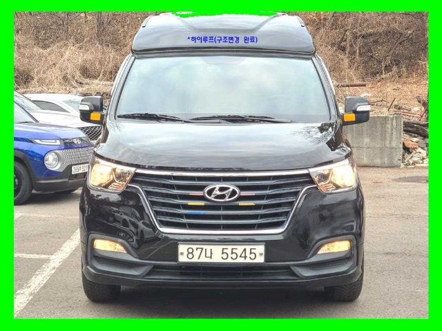 2018 Hyundai Starex 2WD 밴 5인승 모던