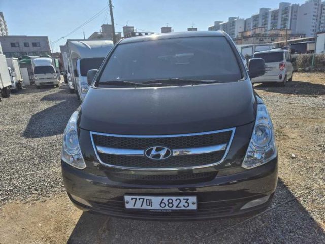2014 Hyundai Starex 12인승 왜건 CVX 디럭스