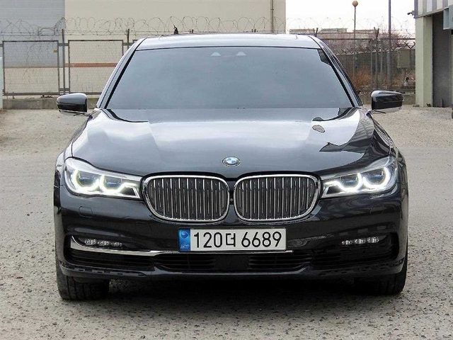 2016 BMW 7 Series (G11) 740Li xDrive