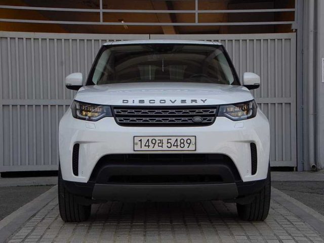 2019 Land Rover Discovery 5 2.0 SD4 SE