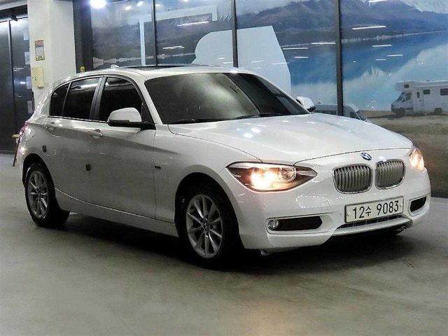 2013 BMW 1 Series (F20) 118d 어반 팩 1