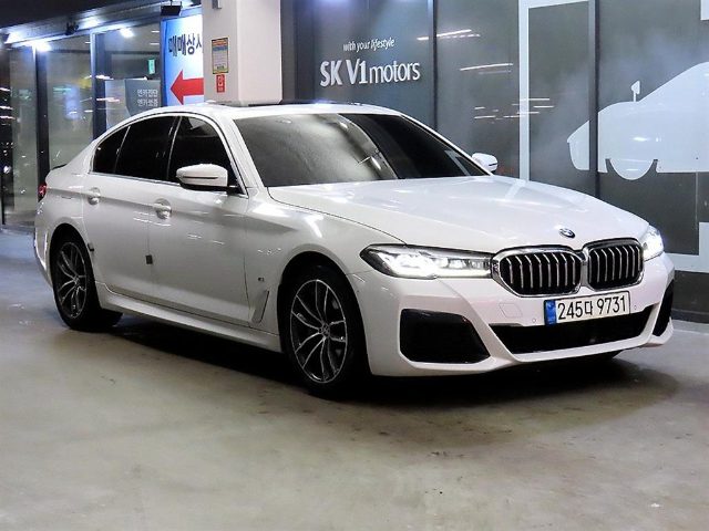 2021 BMW 5 Series (G30) 523d M 스포츠