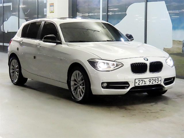 2014 BMW 1 Series (F20) 118d 스포츠