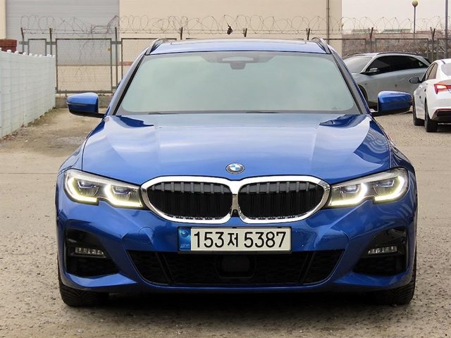 2020 BMW 3 Series (G20) 320d 투어링 M 스포츠