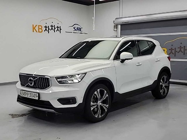 2019 Volvo XC40 T4 4WD 인스크립션