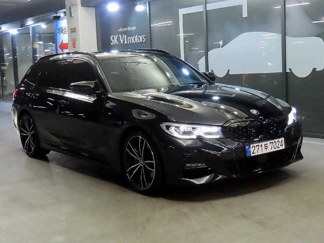 2022 BMW 3 Series (G20) 320d 투어링 M 스포츠