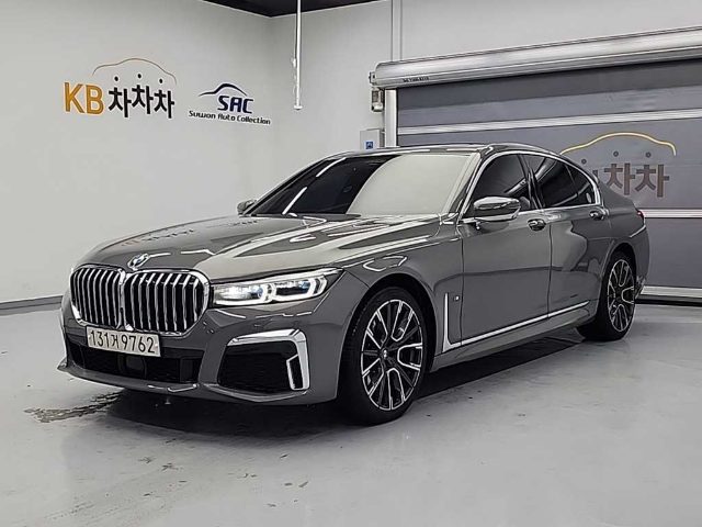 2022 BMW 7 Series (G11) 740I M 스포츠 패키지