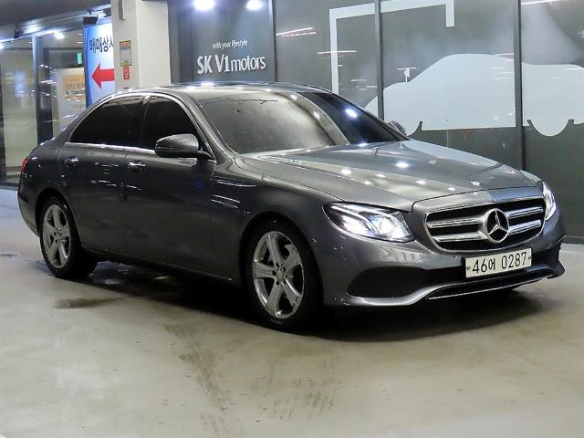2016 Mercedes-Benz E-Class W213 E220d 아방가르드