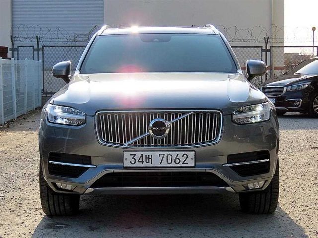 2018 Volvo XC90 2세대 2.0 D5 AWD 인스크립션