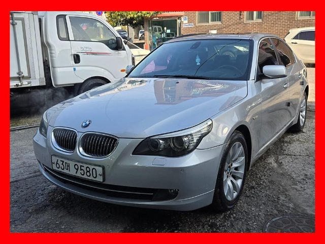2007 BMW 5 Series (E60) 528i