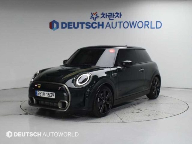 2022 MINI Cooper 레솔루트 에디션