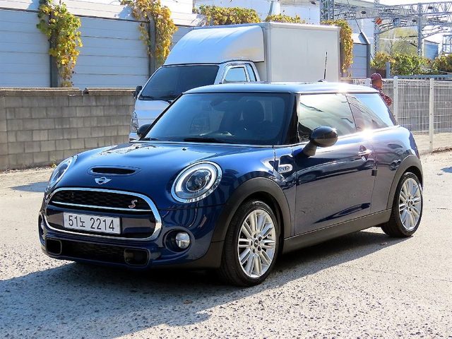 2017 MINI Cooper 기본형 3세대