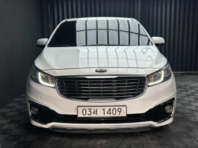 2017 Kia Carnival 디젤 9인승 노블레스 스페셜