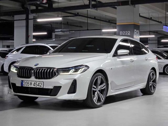 2023 BMW 6 Series GT (G32) 630i xDrive M 스포츠