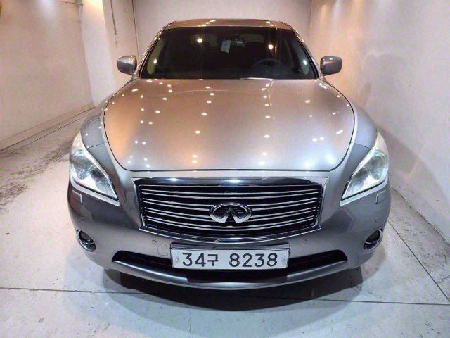 2010 Infiniti M37 스탠다드