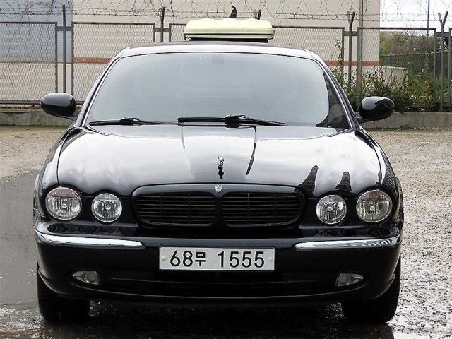 2009 Jaguar XJ-8 4.2