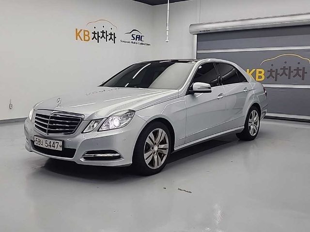 2011 Mercedes-Benz E-Class W212 E350 4MATIC