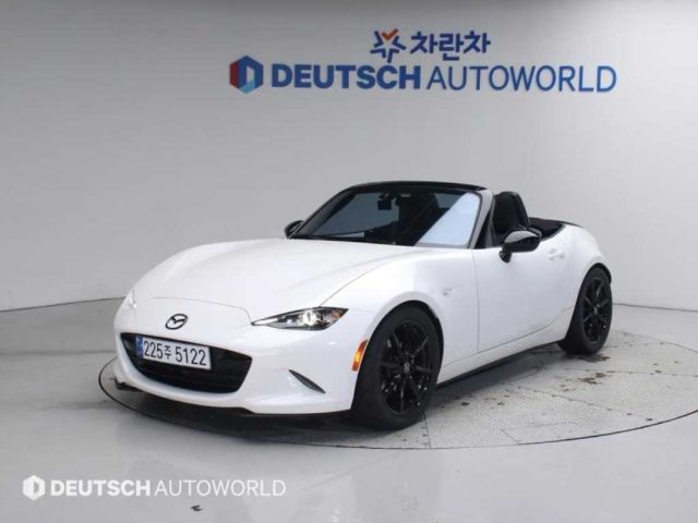 2021 Mazda MX-5 MIATA