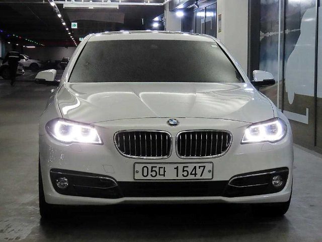 2015 BMW 5 Series (F10) 528i xDrive