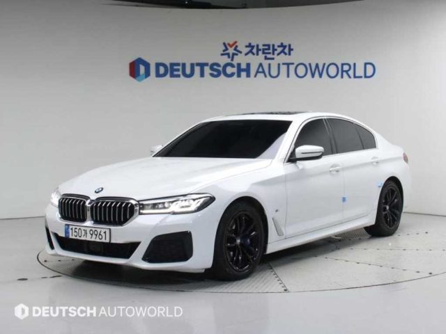 2023 BMW 5 Series (G30) 523d xDrive M 스포츠