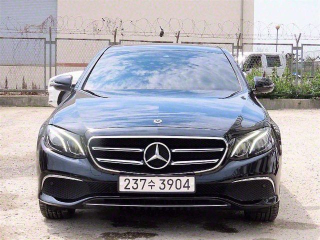 2019 Mercedes-Benz E-Class W213 E250 아방가르드