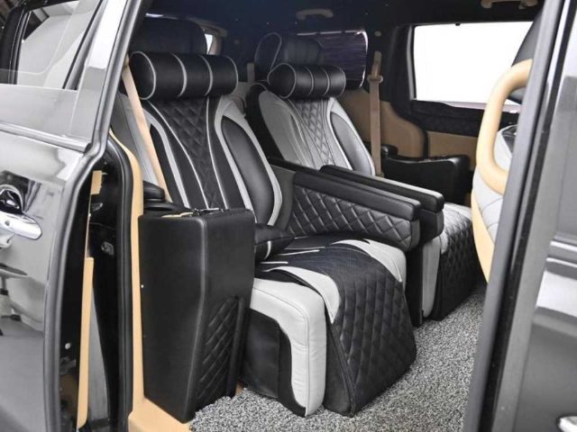 2018 Kia Carnival 디젤 9인승 노블레스 스페셜