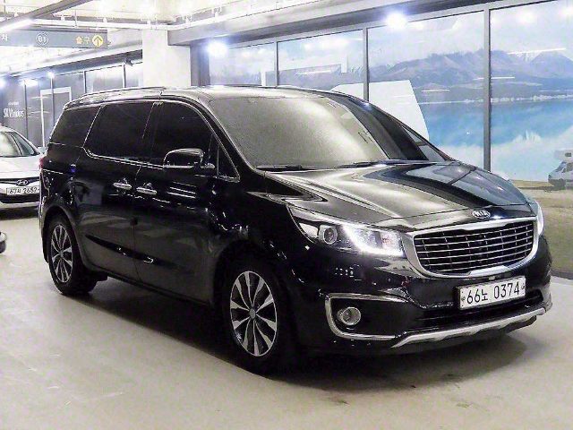 Kia Carnival