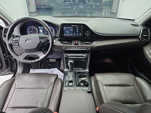 2018 Hyundai Grandeur IG 3.0 LPI 프리미엄 스페셜 (장애인용)