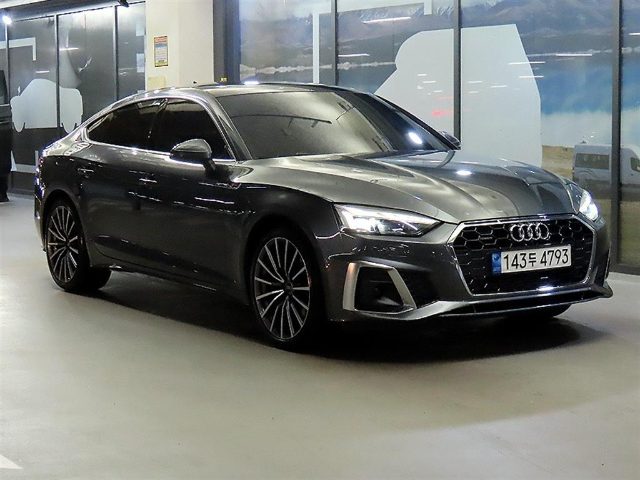 2023 Audi A5 (F5) 40 TFSI 콰트로 프리미엄 스포트백