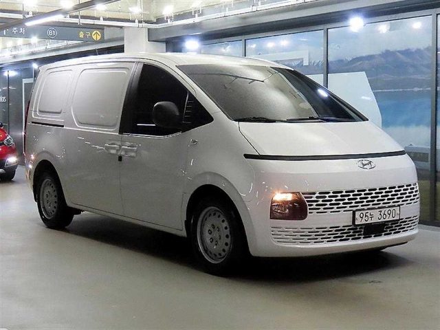 2021 Hyundai Staria 2WD 디젤 카고 스마트 3인승