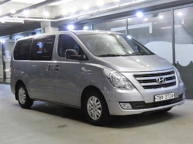 2017 Hyundai Starex 12인승 왜건 스마트