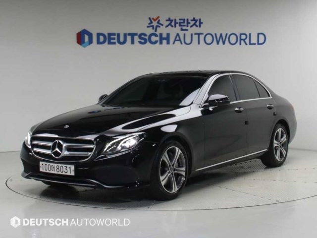 2019 Mercedes-Benz E-Class W213 E300 아방가르드